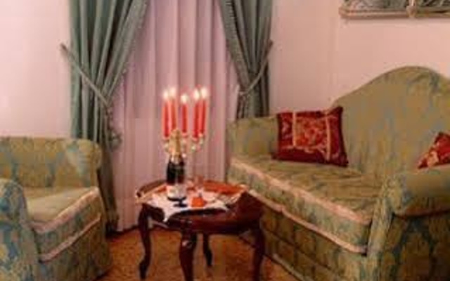 Fiabe Rooms