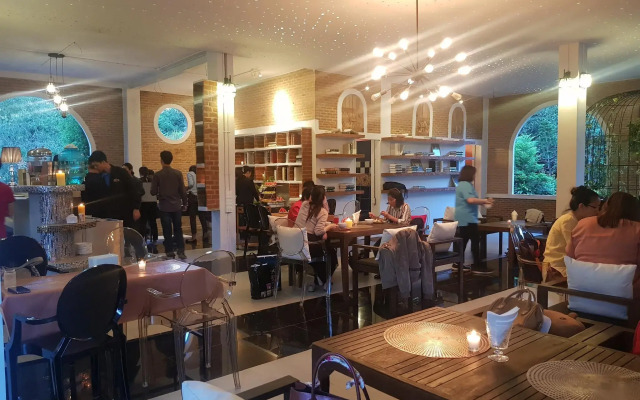 Ashcarya Boutique Resort