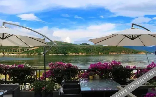 Shuanglang Ziyan Zhuangyuan Inn