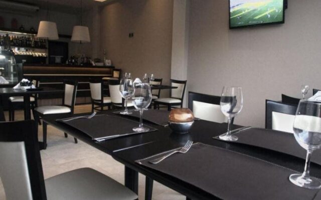 Altos Del Estero Hotel And Apartments