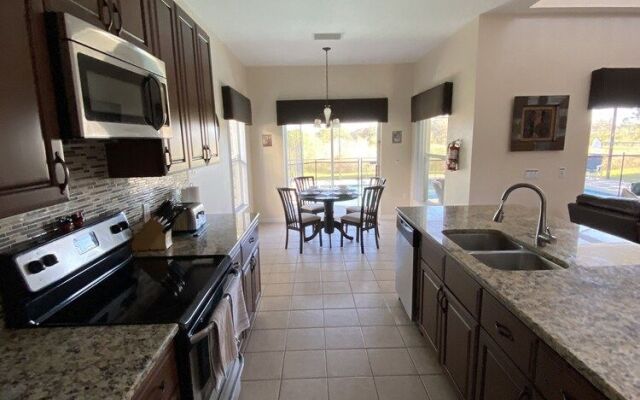 Balmoral Breeze 5 Bedrooms