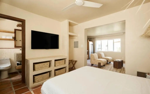 The Sand Castle Inn And Suites