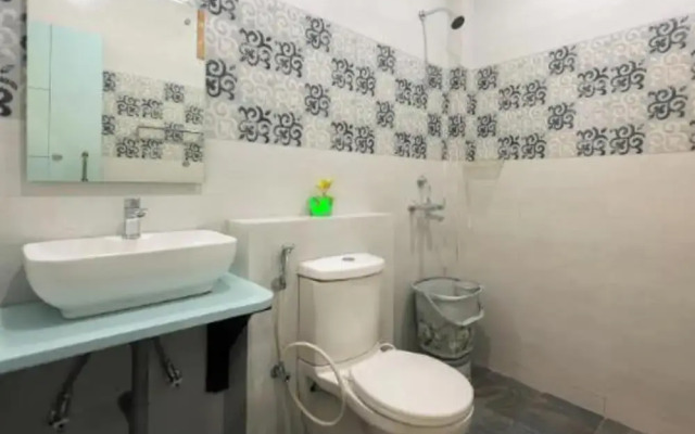 Fabhotel Filter Babu