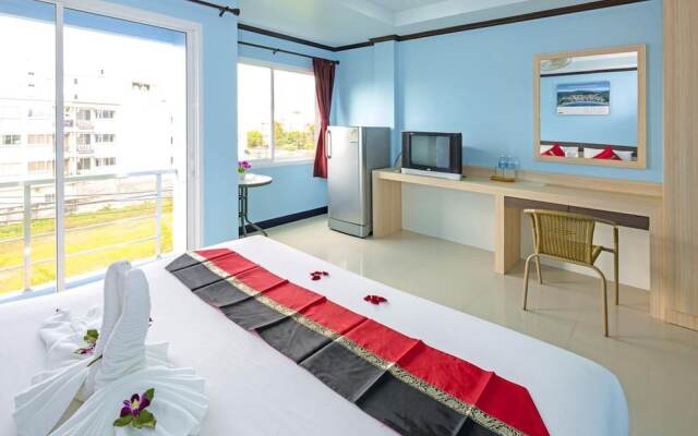 ZEN Rooms Patong Nanai 8
