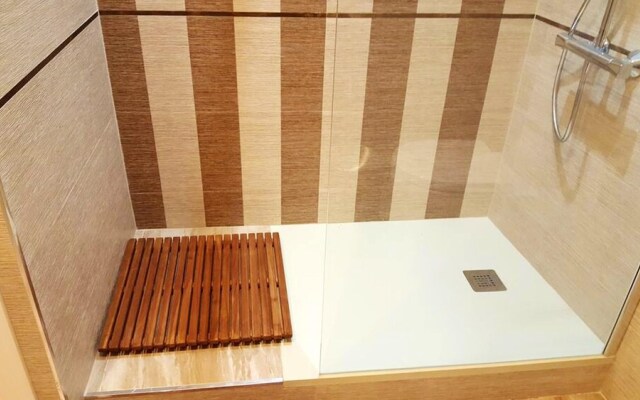 Apartment With 2 Bedrooms in Sevilla, With Wifi