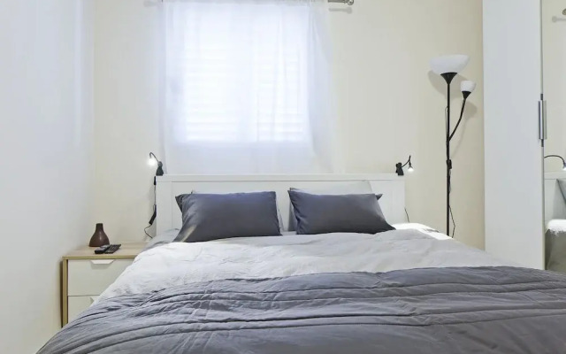 TLV Suites By The Sea - 2 Rooms