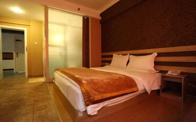 Kunming 701 Express Hotel