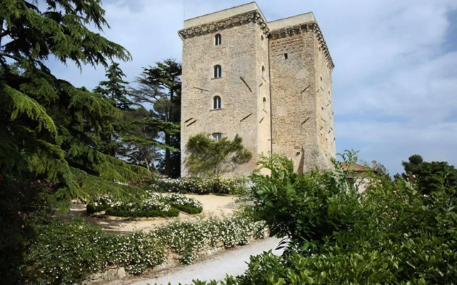Torre Almonte