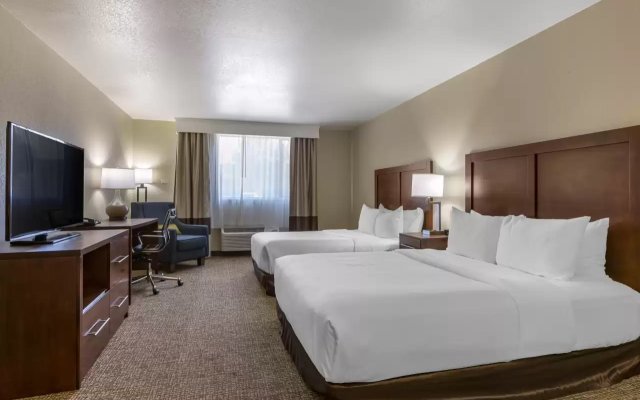 Comfort Inn & Suites I-90 City Center