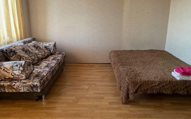 Апартаменты на улице Караульная 38