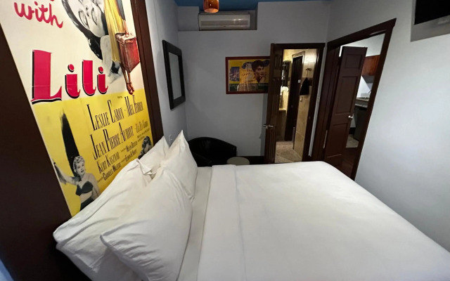 Chelsea Pines Inn