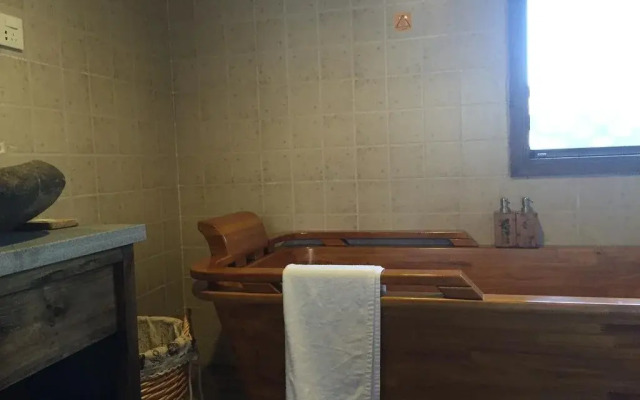 Qiantong Yishi Inn Ningbo