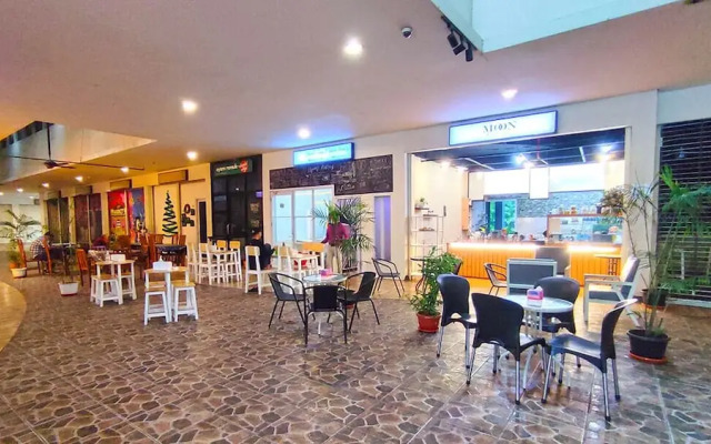 Celebrity Room at Serpong Green View