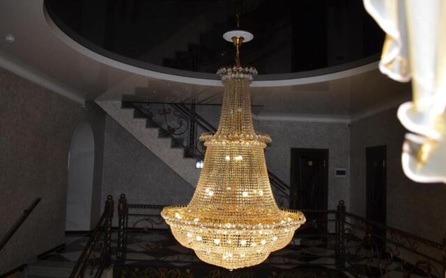 Hotel Pandora