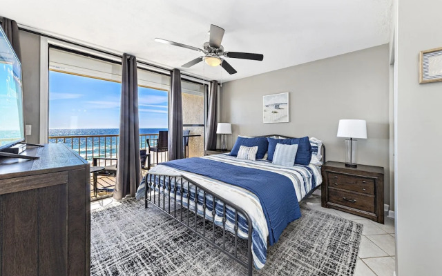 Seaside Beach & Racquet Condos