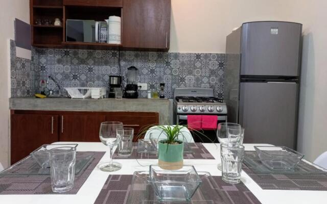 Cozy and spacious apartment by Tulum 10