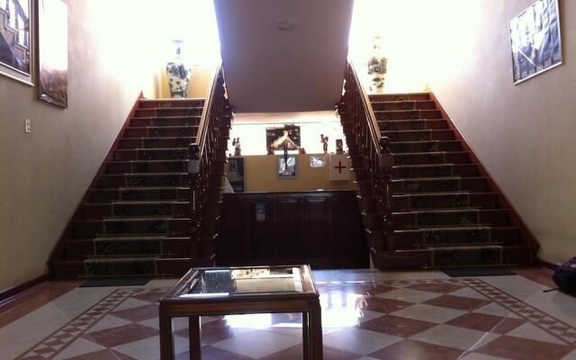 Hotel Universo