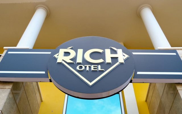 Rich Otel