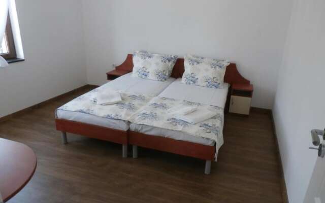 Remarkable 2-bed Apartment in Aleksandrovo