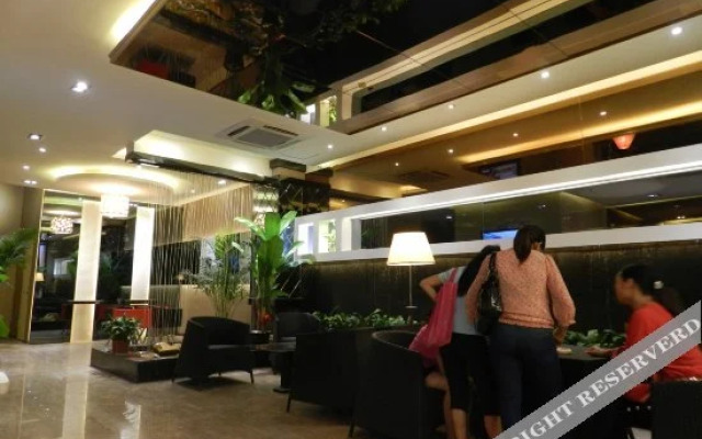 Pai Hotel (Nanning Jiangnan Shizhuling Subway Station)
