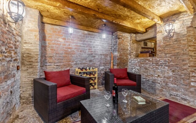 Q&B Hotel