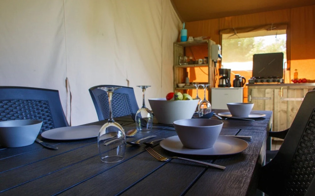 Safaritent at Recreatiepark Scherpenhof