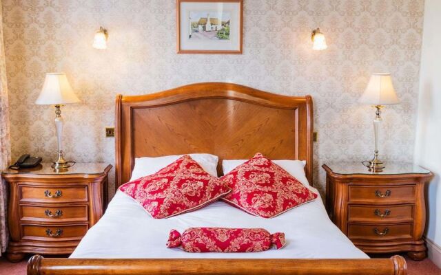 Courtmacsherry hotel