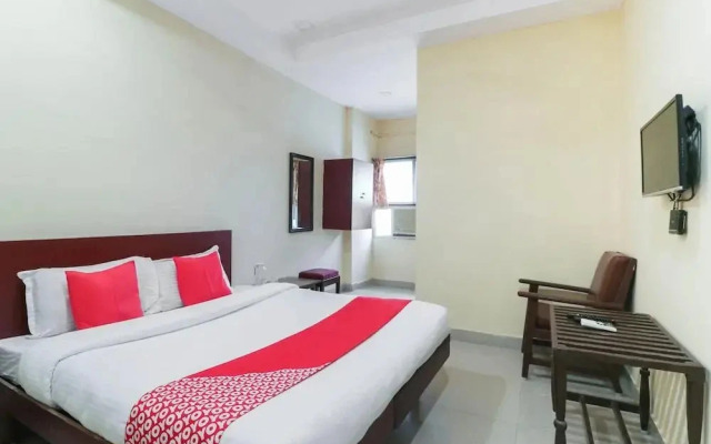 Collection O G Silver Hotels Mount Road