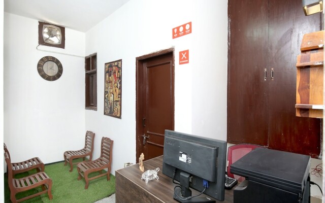 Hotel Rooftop By OYO Rooms