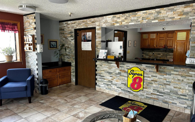 Super 8 by Wyndham Boone