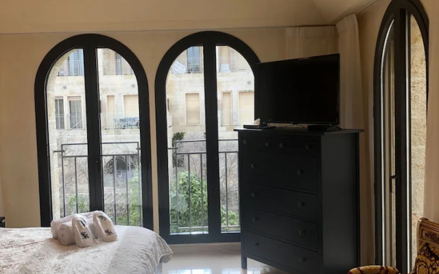 Mamilla's Penthouse