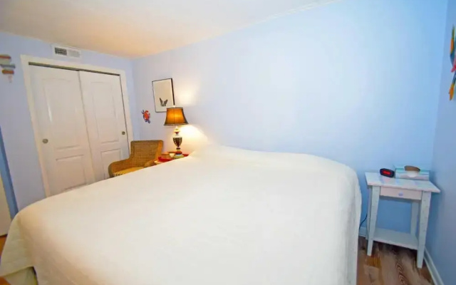 Thunder Island 112c 2 Bedroom Condo by RedAwning