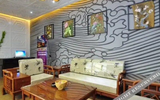 Yunzhishang Hotel  (Kunming Xinluosiwan)