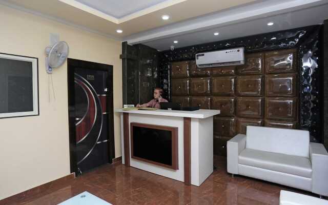 OYO 15530 Hotel G S Residency