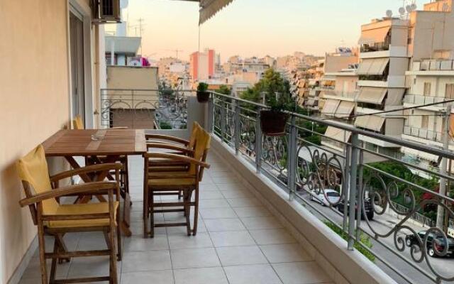 New luxury apartment in central suburb of Athens