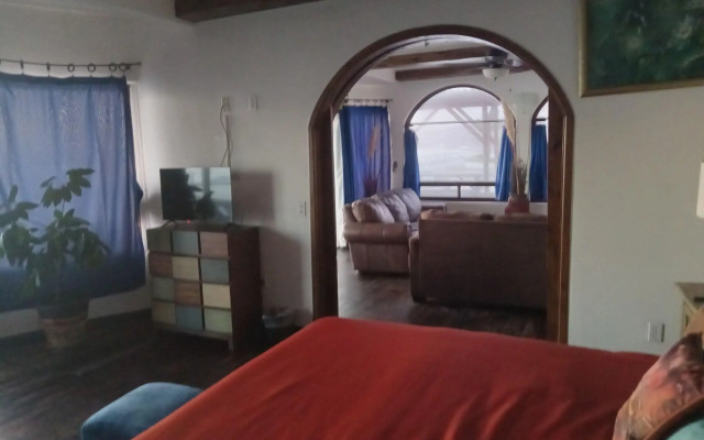 Casa Playa Baja
