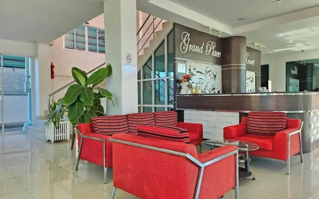 Grand Place Resort