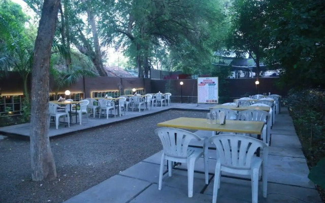 Hotel Dhruva, Solapur ( Pet Friendly )