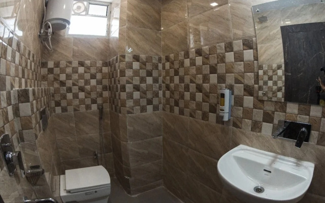 Hotel Shree Mani Residency