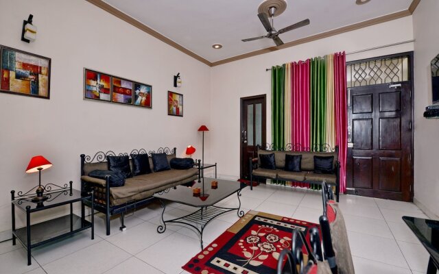 OYO 16928 Home Pool Side 2BHK Chakrata Road