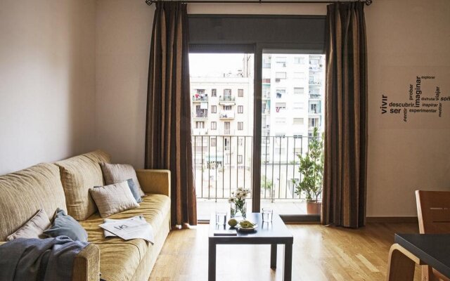 AinB Eixample-Entenza Apartments