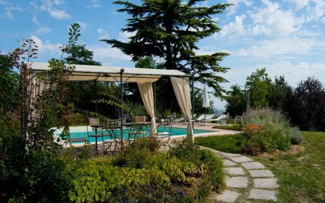 Tenuta Montegrande 1893