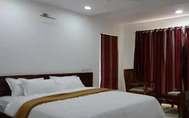 Woody Woods Home Stay