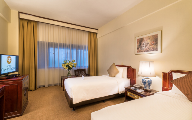 Hotel Grand Pacific