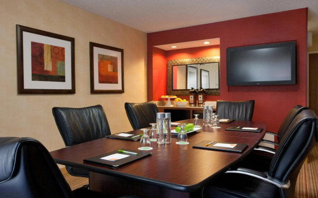 Courtyard by Marriott Sacramento Airport Natomas