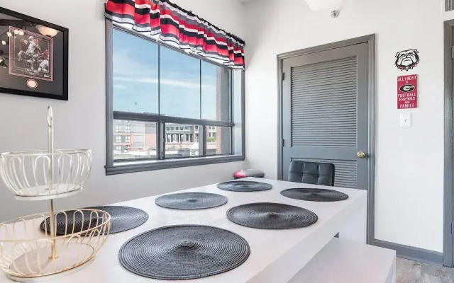 Home is Where the Arch is Across From Uga!