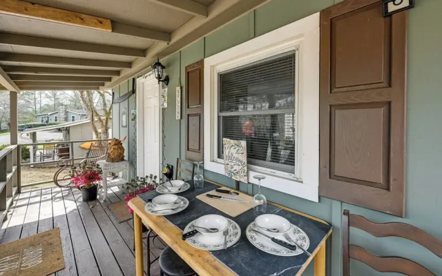 Pet-friendly Vacation Rental Cabin in Whittier