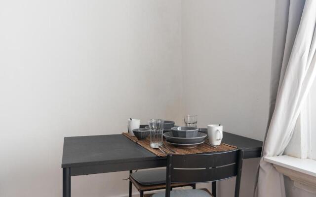 South Holland Studio