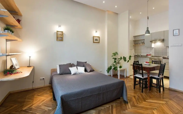 Urban Studio Apartment