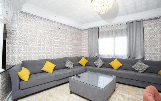 Apartment Oumnia 1 - City Center